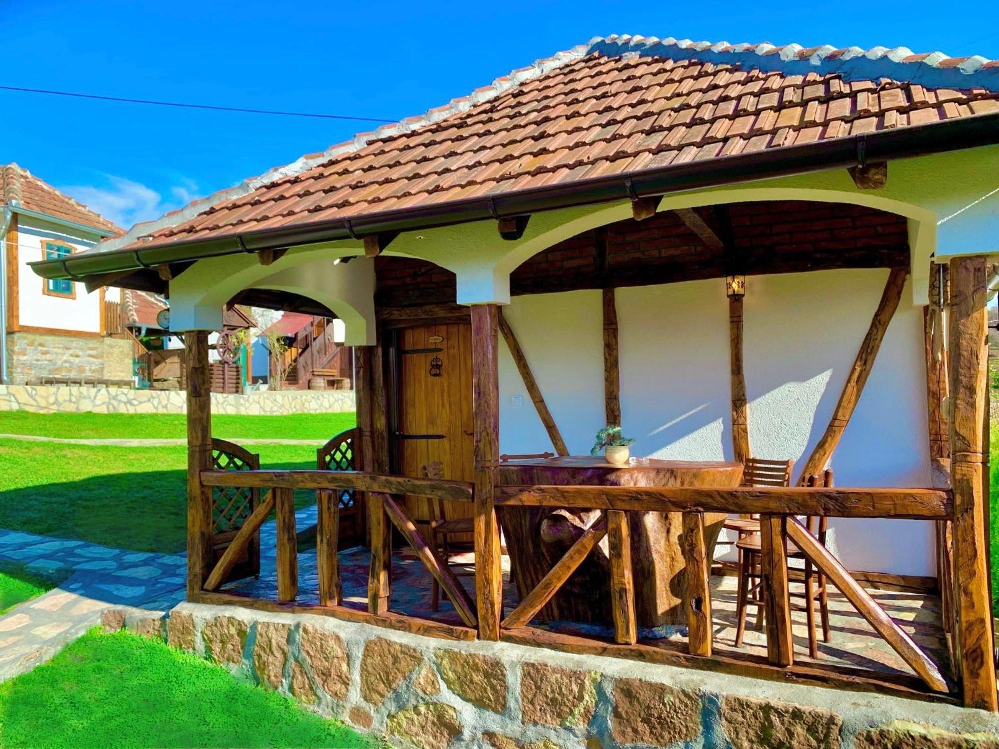 Hotel Etno Selo Stanojevic Boljevac Exterior foto